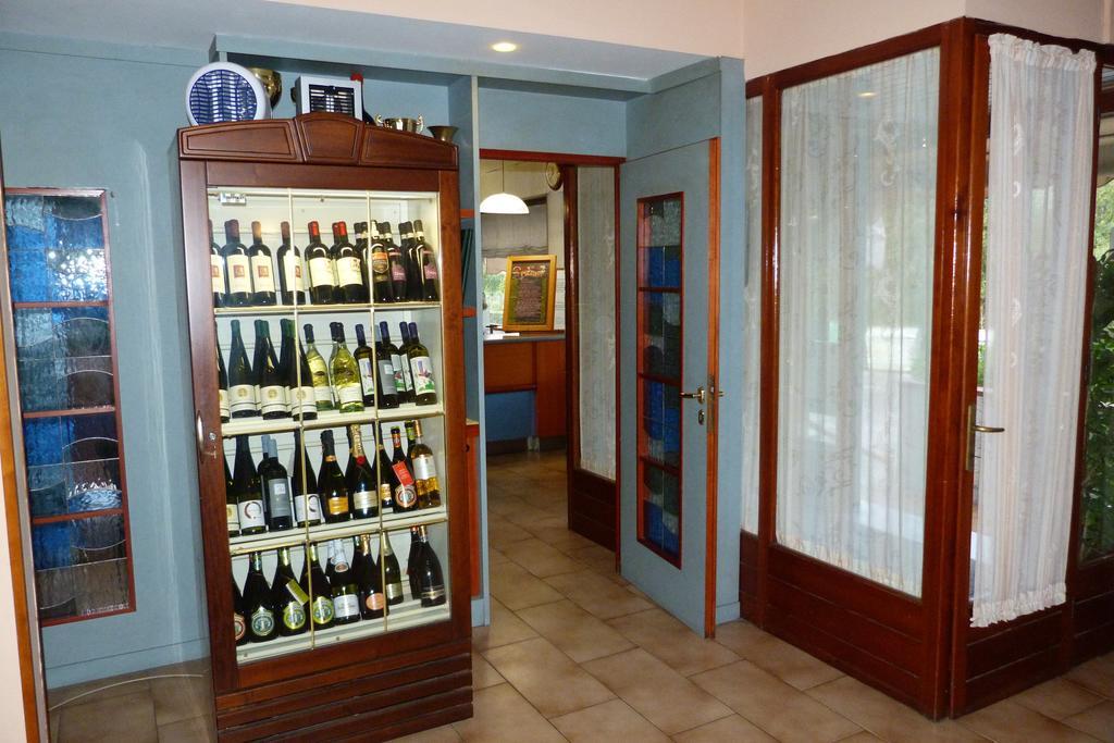 哥里餐厅酒店 阿梅利亚 外观 照片
